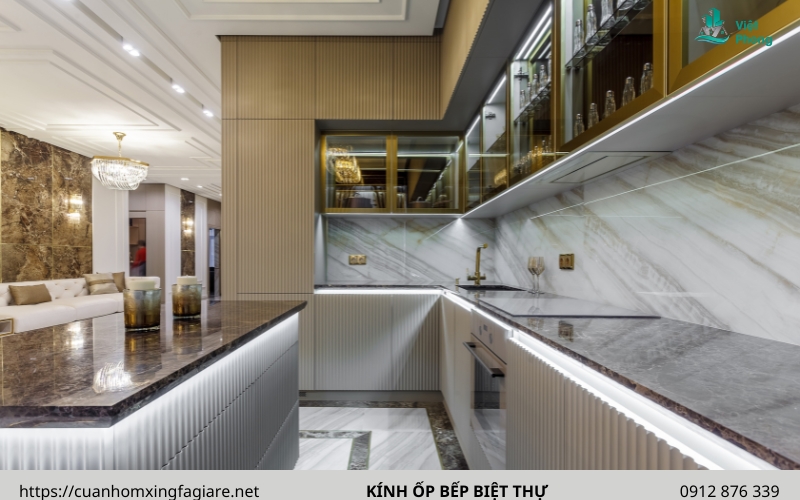 Kính ốp bếp biệt thự Kính ốp bếp biệt thự